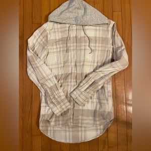 Hooded longer fit men’s flannel